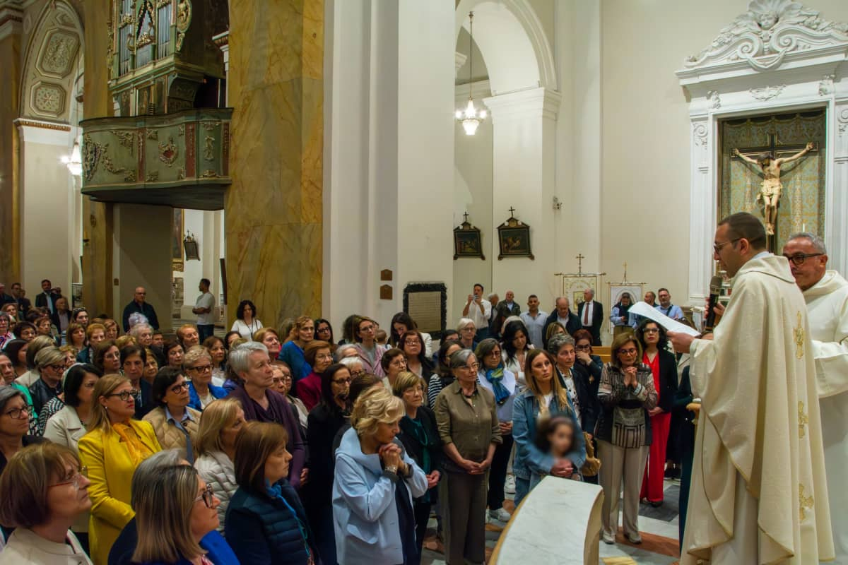 Comiso, studenti e famiglie al Settenario dell’Addolorata