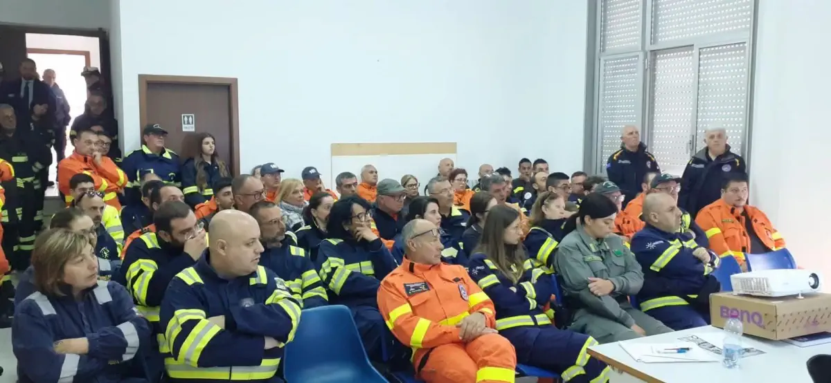 Scicli, esercitazione antincendio della Protezione civile