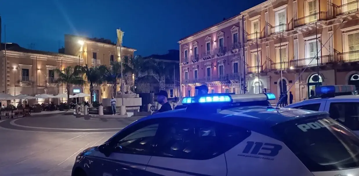 Rissa aggravata Comiso: 10 denunciati
