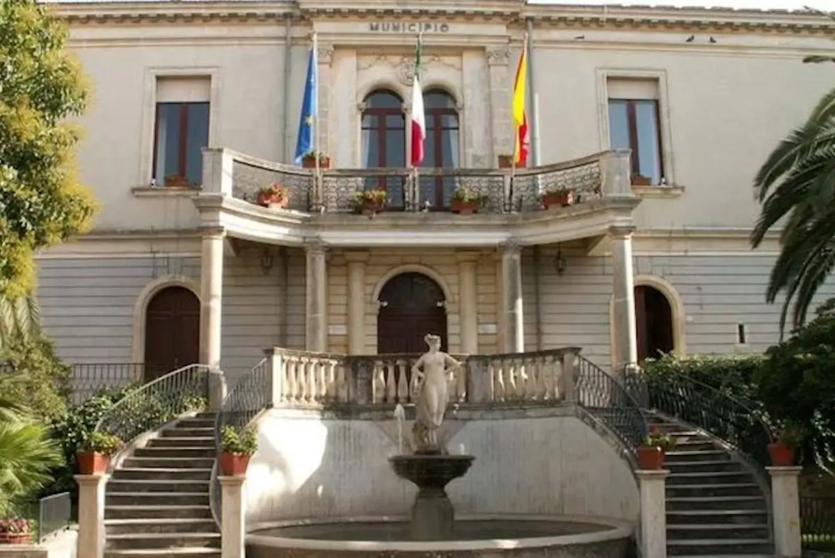 Quinto assessore Chiaramonte, l’opposizione attacca | Quotidiano di Ragusa