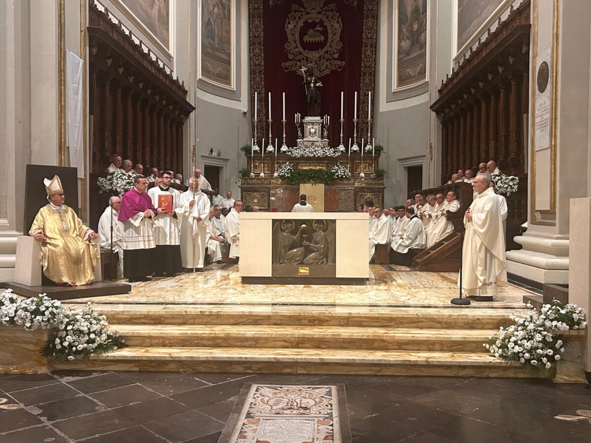 La Cattedrale di Ragusa cambia volto: dedicato il nuovo altare