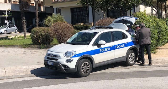 Fermato a Comiso aggredisce gli agenti, oggi la convalida. "Chiedo scusa"