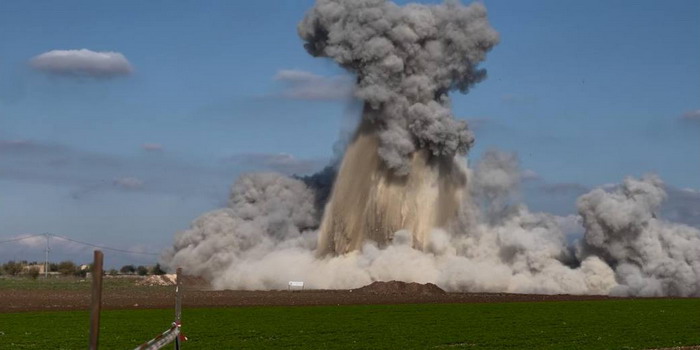 E’ stata fatta brillare in sicurezza dagli artificieri dell’Esercito Italiano la bomba d’aereo di 250 chili rinvenuta in un terreno a Comiso