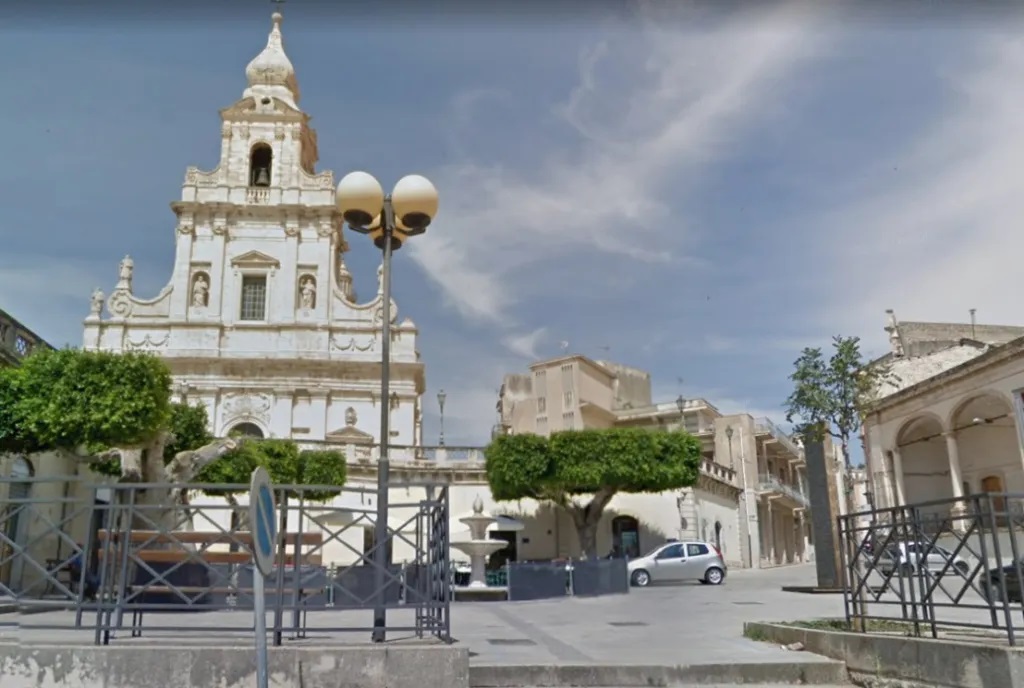 Strage sulla Catania-Gela: oggi l'ultimo saluto alla piccola Carlotta, ancora gravi i genitori