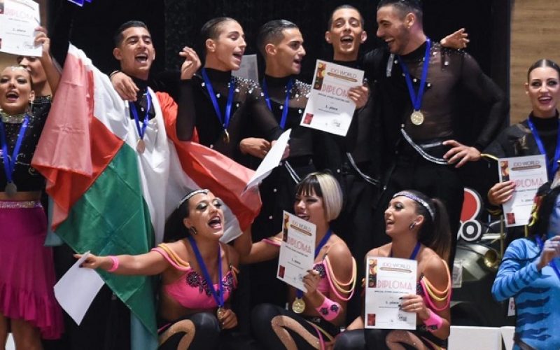 Comiso: la Special Stars Dancing si aggiudica il titolo mondiale nella Syncro Dance