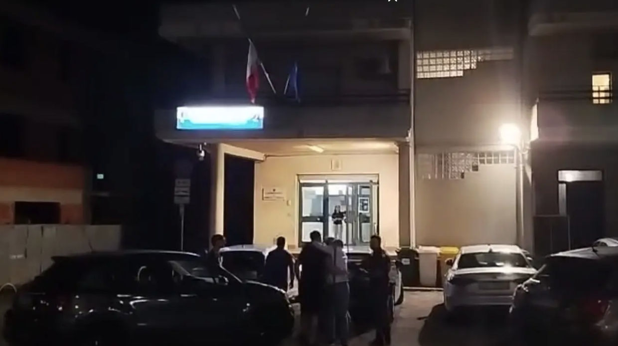 Vittoria, la vittima del sequestro: “Io, tenuto in un casolare di campagna. Ma non so dove”