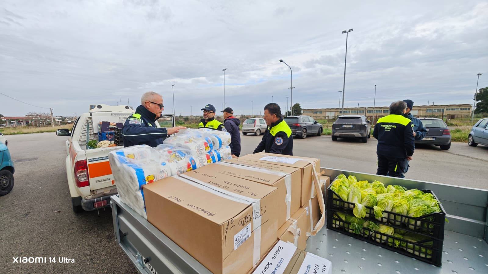 Comiso, la Protezione civile fa partire un carico di beni di prima necessità per Niscemi