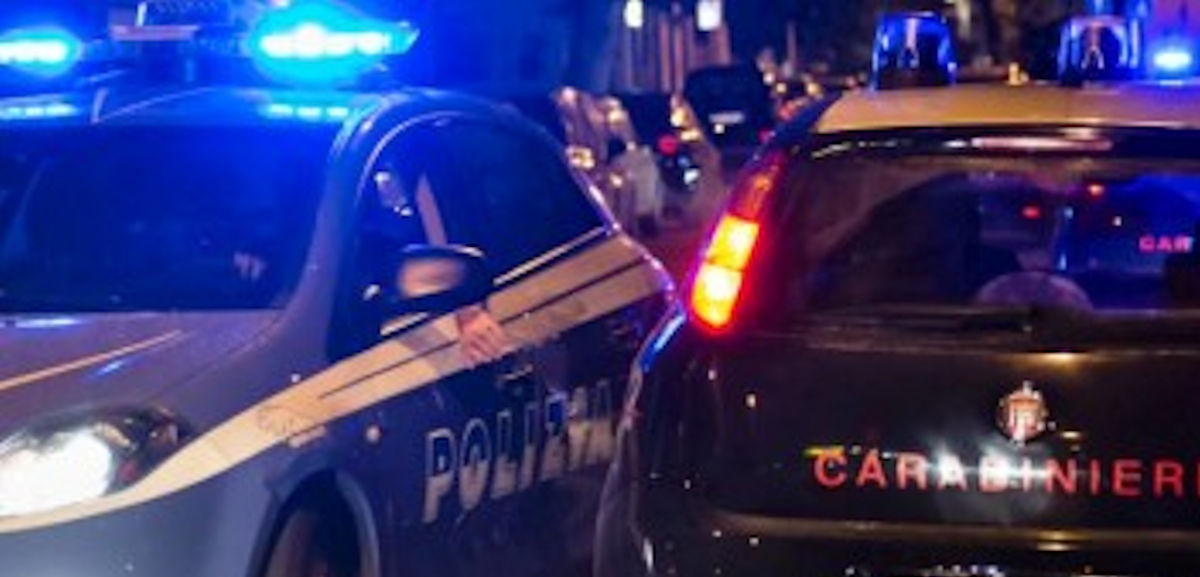 Furto con spaccata a Comiso: rubati telefonini - Quotidiano di Ragusa