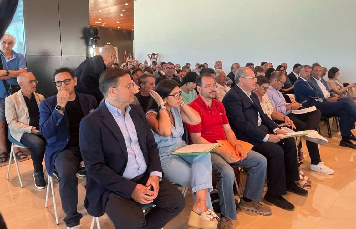 Consiglio Comunale Aperto sull’Aeroporto di Comiso, dichiarazioni del Partito Democratico di Comiso - Quotidiano di Ragusa