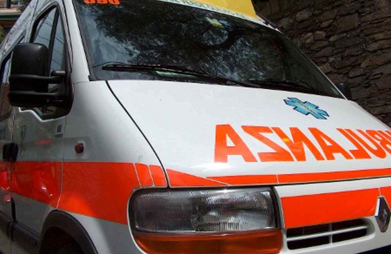 Comiso, calcinaccio cade durante “A Paci”: c'è un ferito lieve