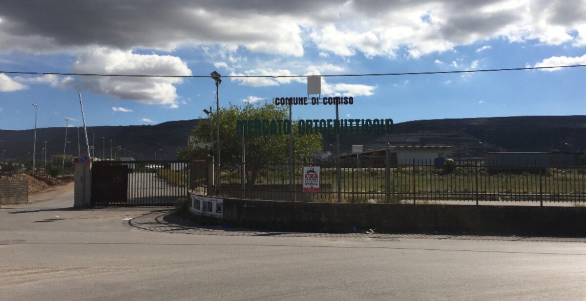 Comiso, 12 tonnellate di ortaggi sequestrati donati ai poveri