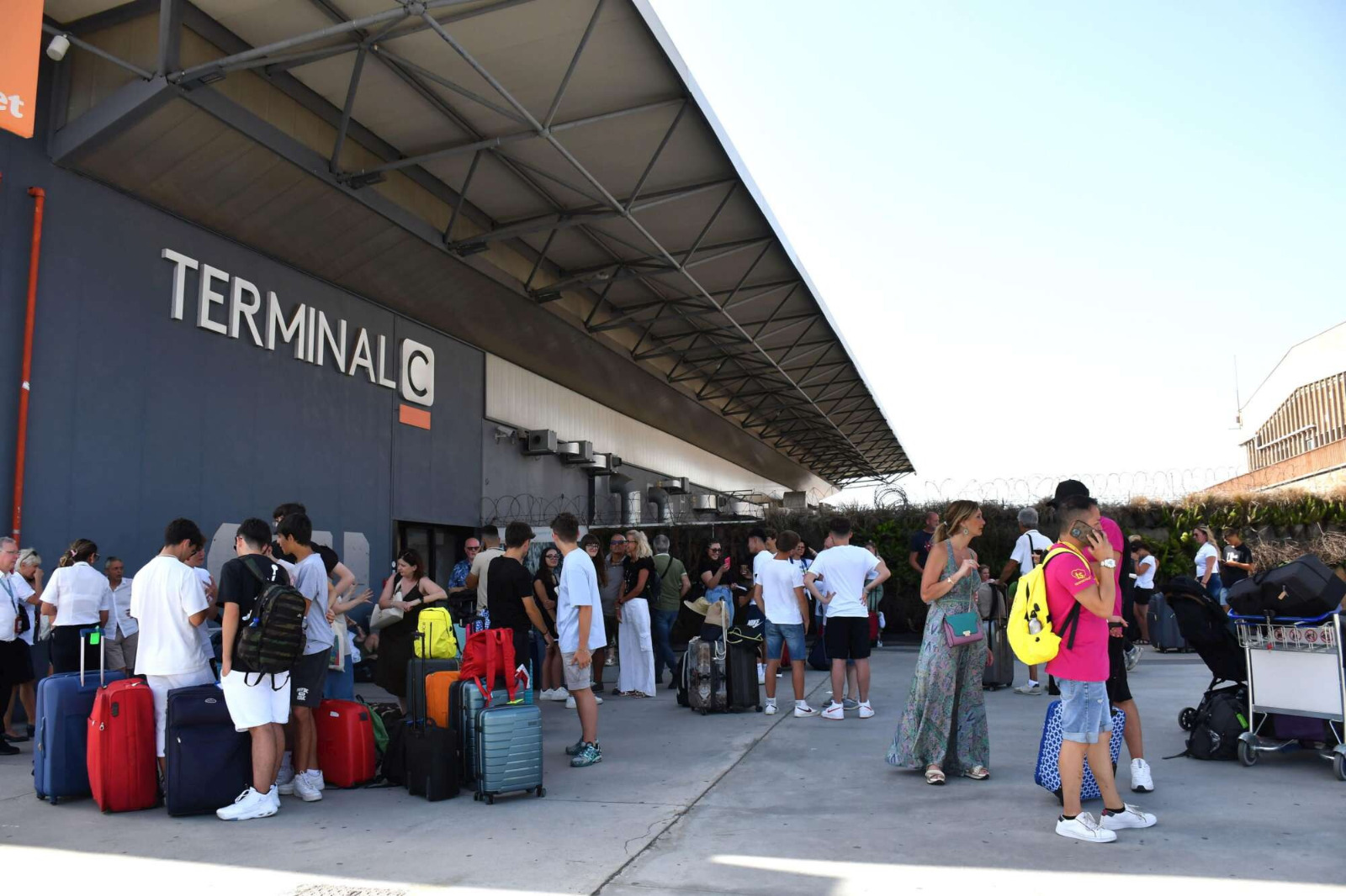Aeroporto di Catania, sarà demolito il Terminal Morandi: fermate bus spostate