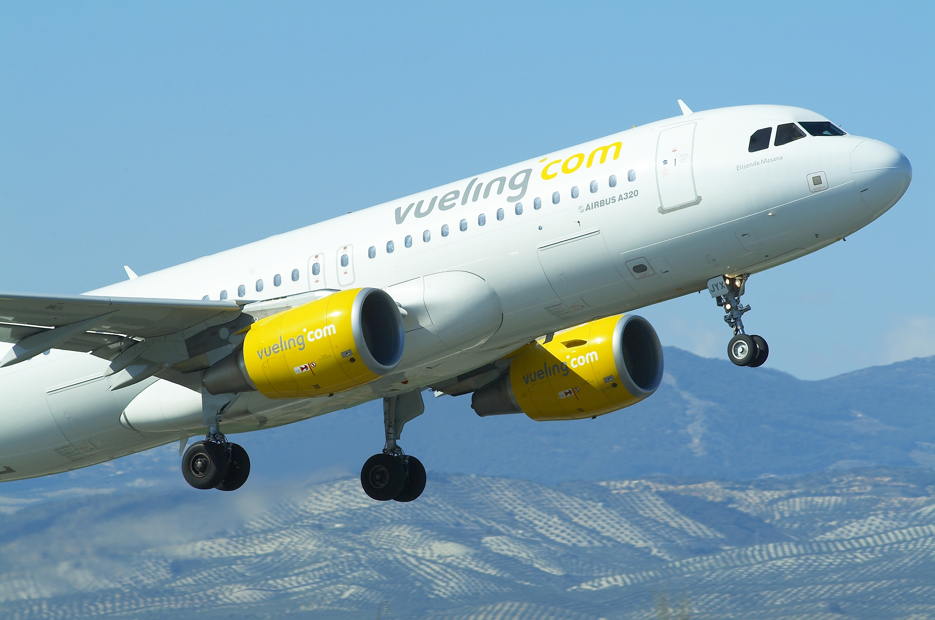 Volare da Comiso a Barcellona è di nuovo possibile e da Catania si parte dal 23 maggio per l’America con il diretto per New York