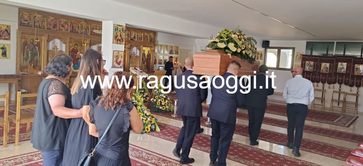 La comunità rumena a Comiso saluta Marius Ionut Mihalache