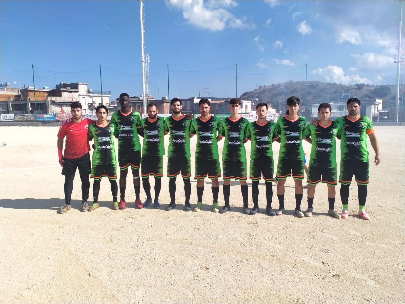Calcio, Prima categoria. Il Comiso non si nasconde: è capolista, a punteggio pieno, zero gol subiti
