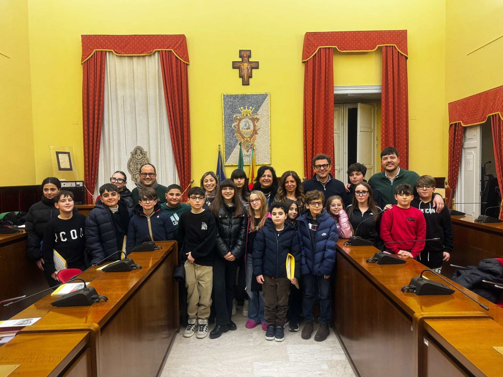 Comiso, insediato il nuovo Consiglio comunale dei Ragazzi: eletti sindaco, vice sindaco e giunta